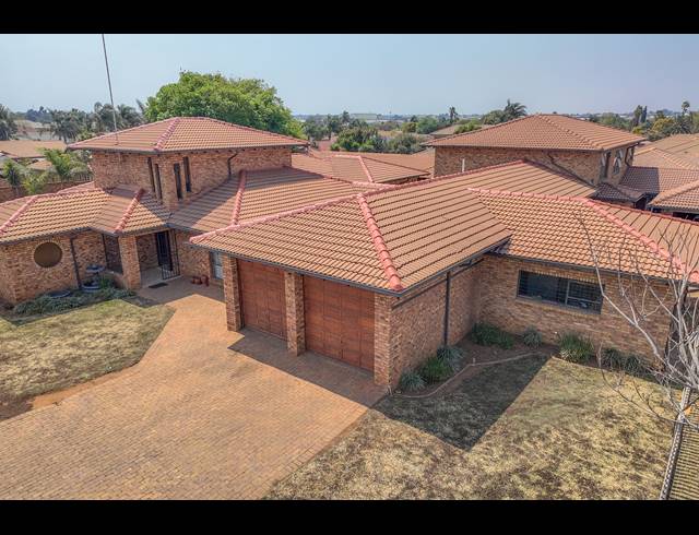 9 BEDROOM FREEHOLD FOR SALE IN RAVENSWOOD
